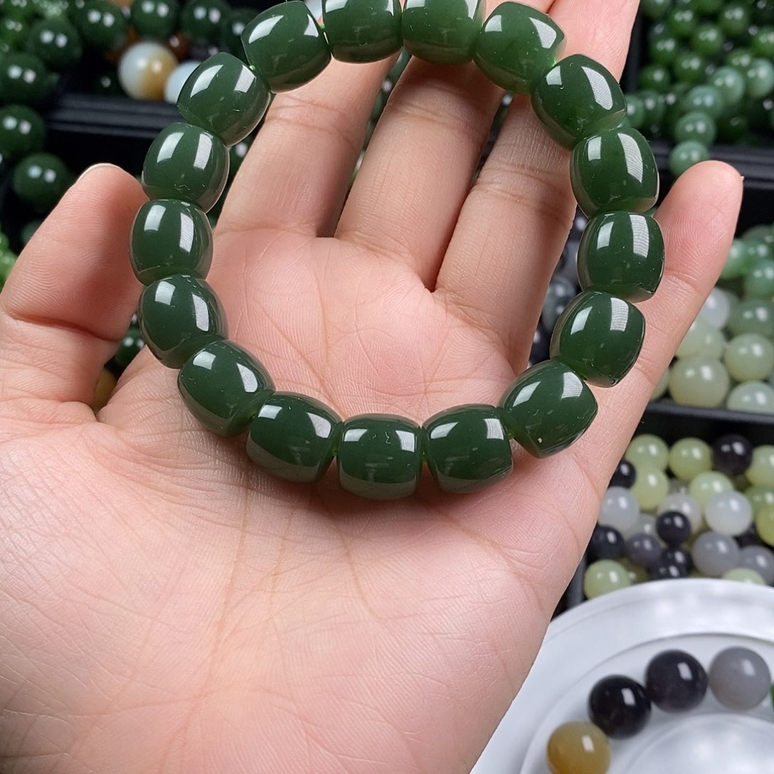 未镶嵌手链和田玉（碧玉）
