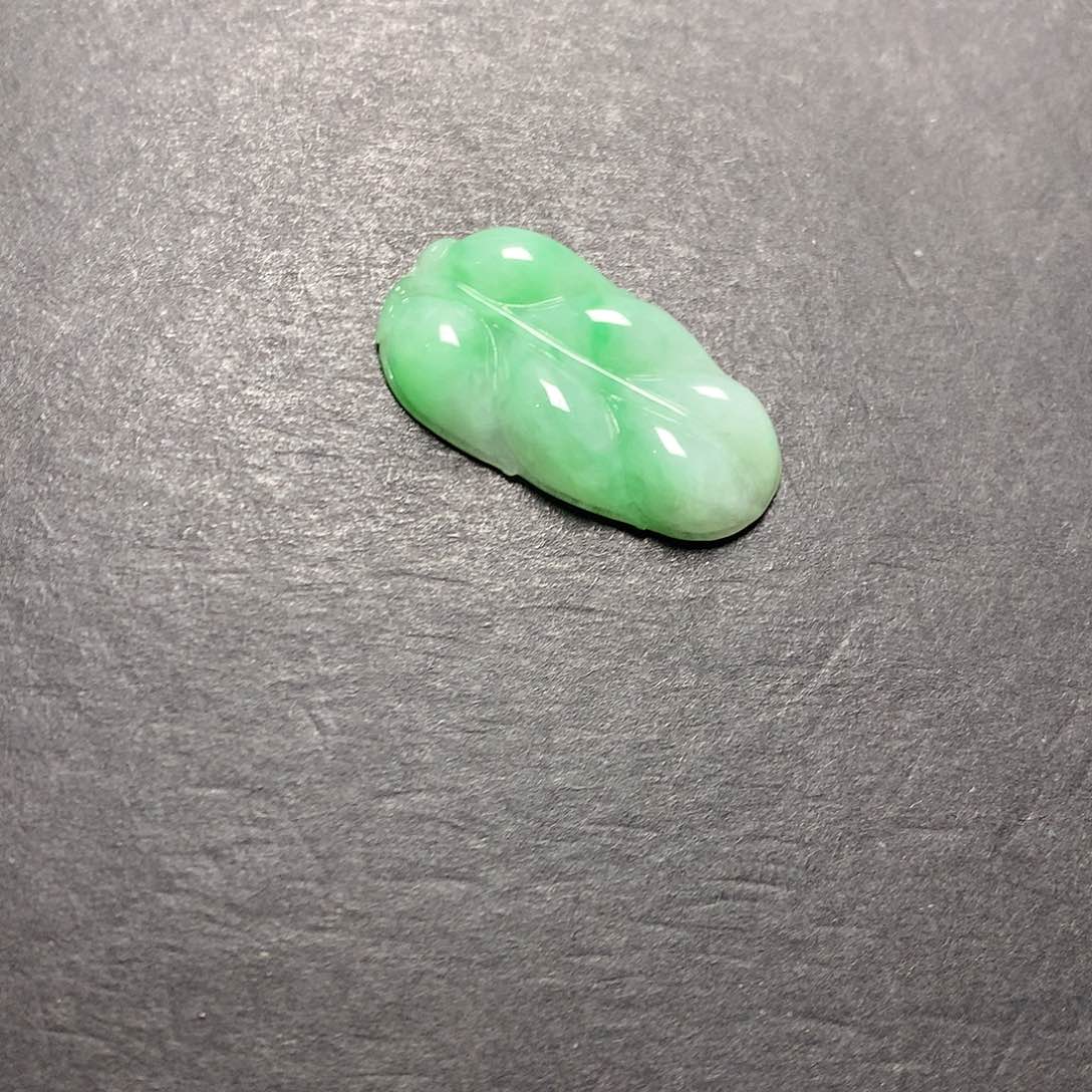 颈饰未镶嵌翡翠叶子