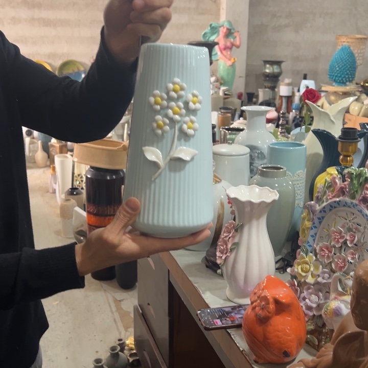 瓶高度26厘米口径9厘米微瑕捡漏干裂痕迹