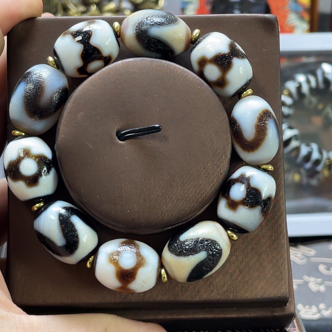 玛瑙/玉髓未镶嵌多样性发一条