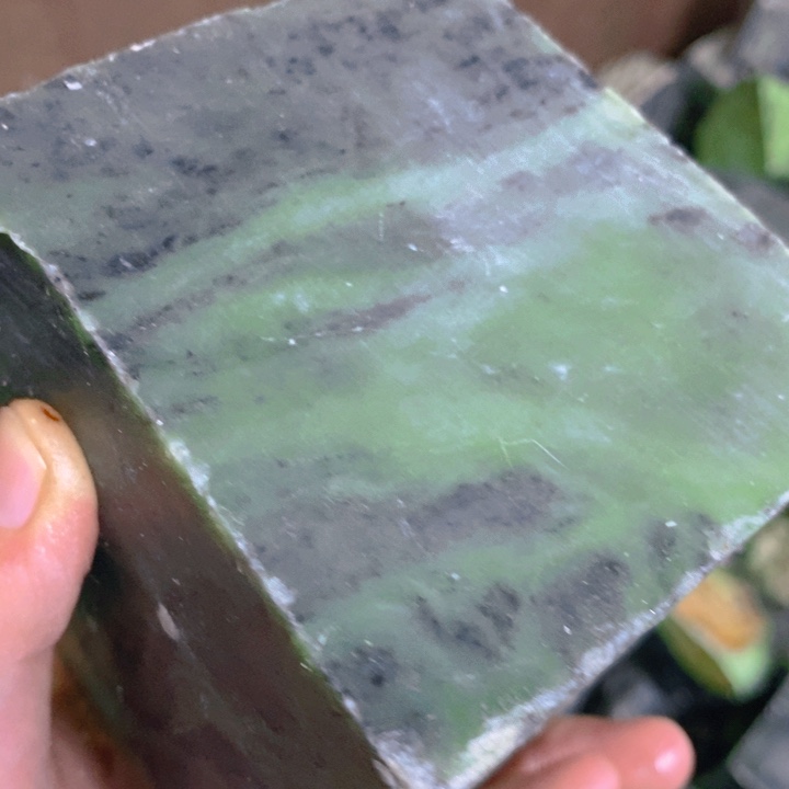 苹***龙和田玉未镶嵌珠宝半成品