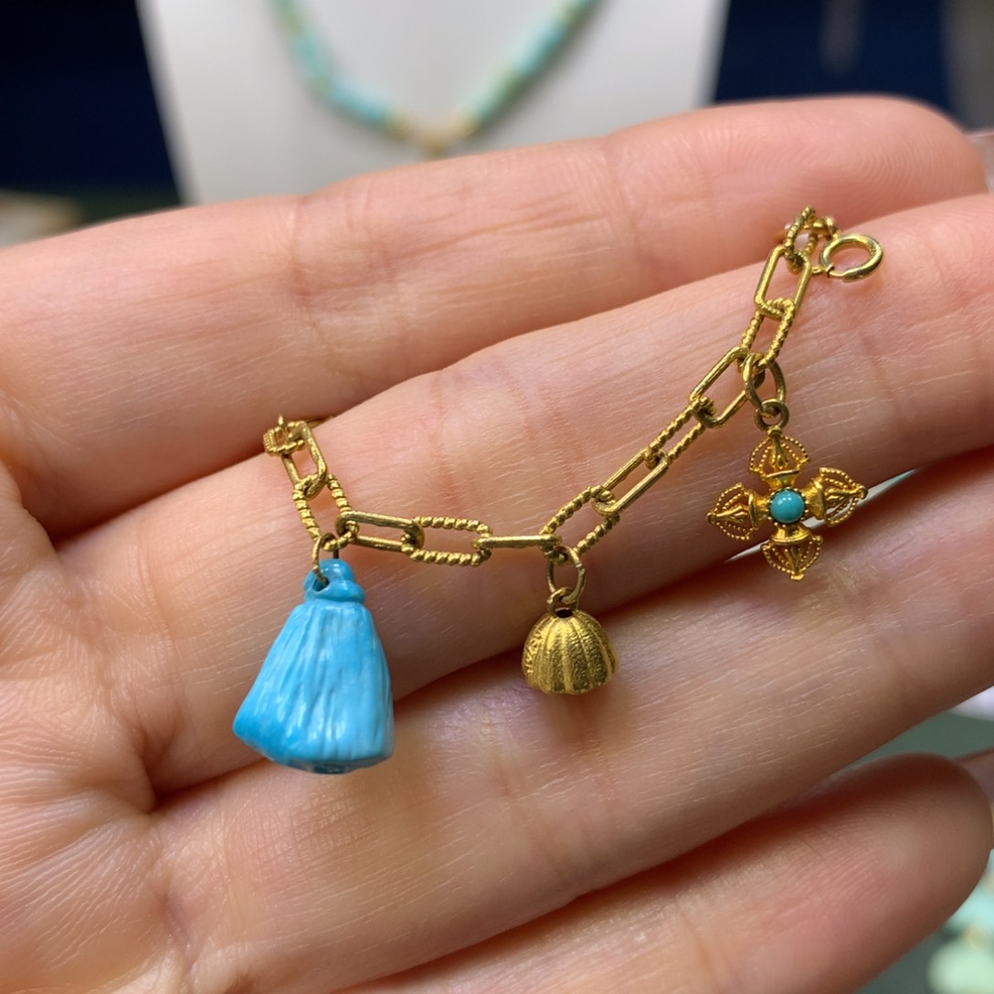 绿松石吊坠18K金镶嵌