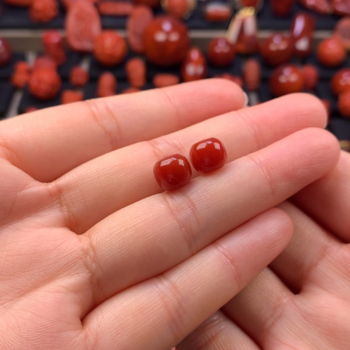 南红玛瑙未镶嵌老型对珠8.6MM