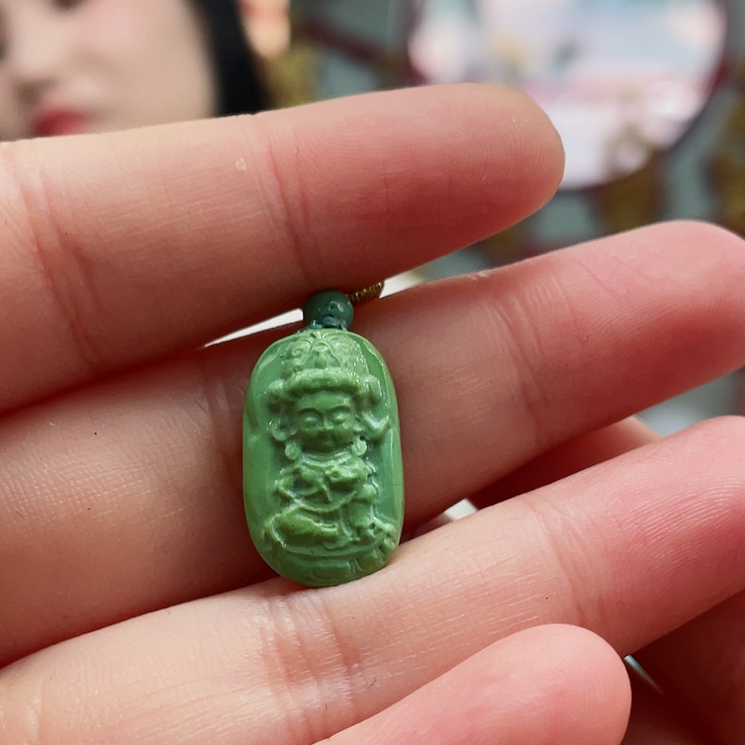 绿松石颈饰未镶嵌