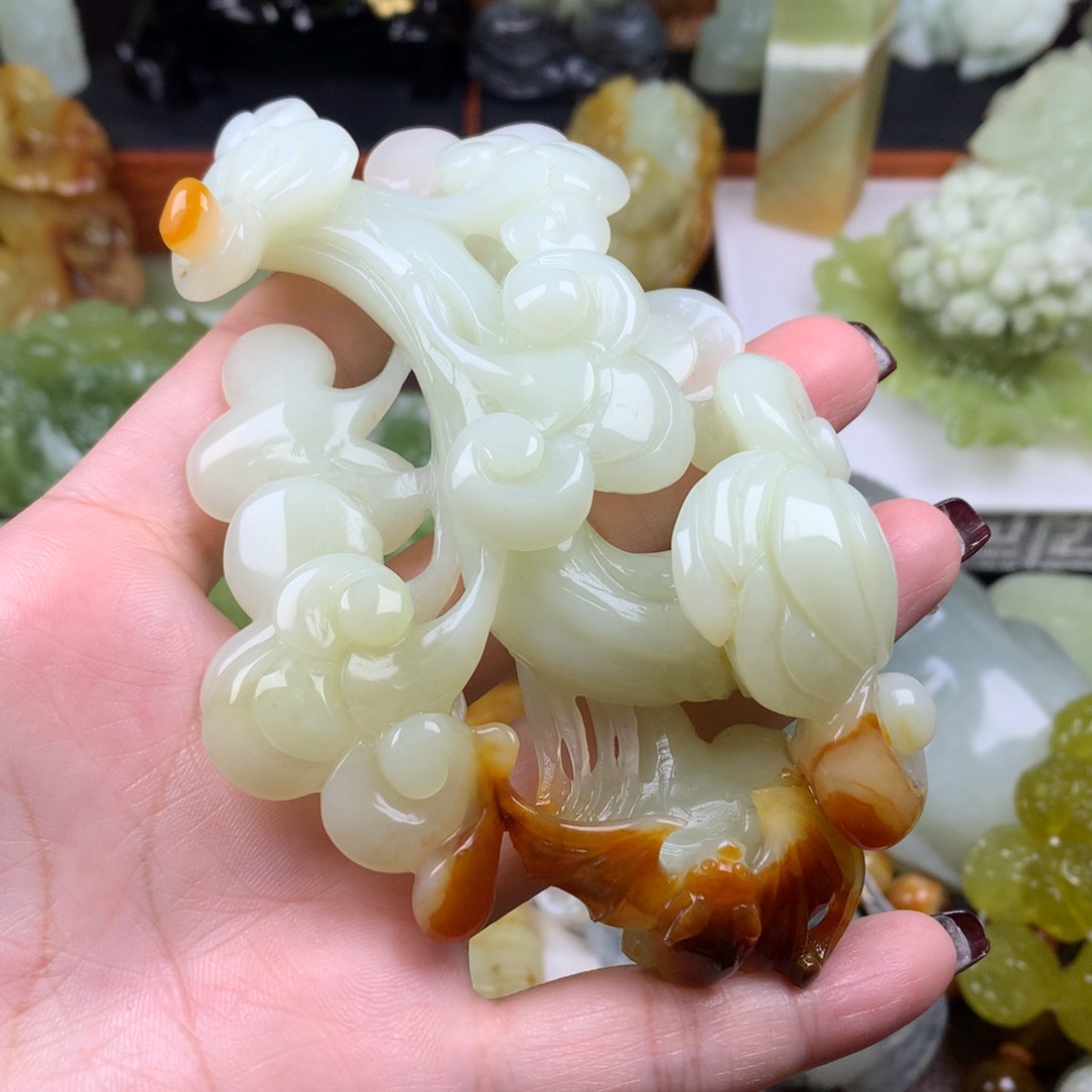 岫玉手把件未镶嵌