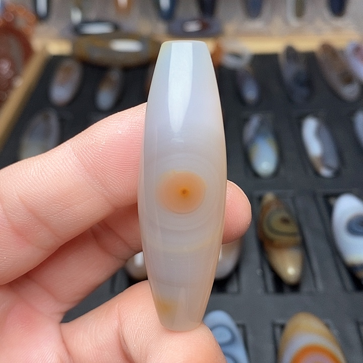 玛瑙/玉髓颈饰合金