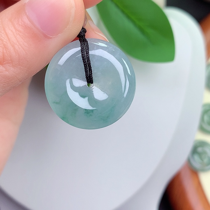 颈饰未镶嵌翡翠24.8-5.3mm