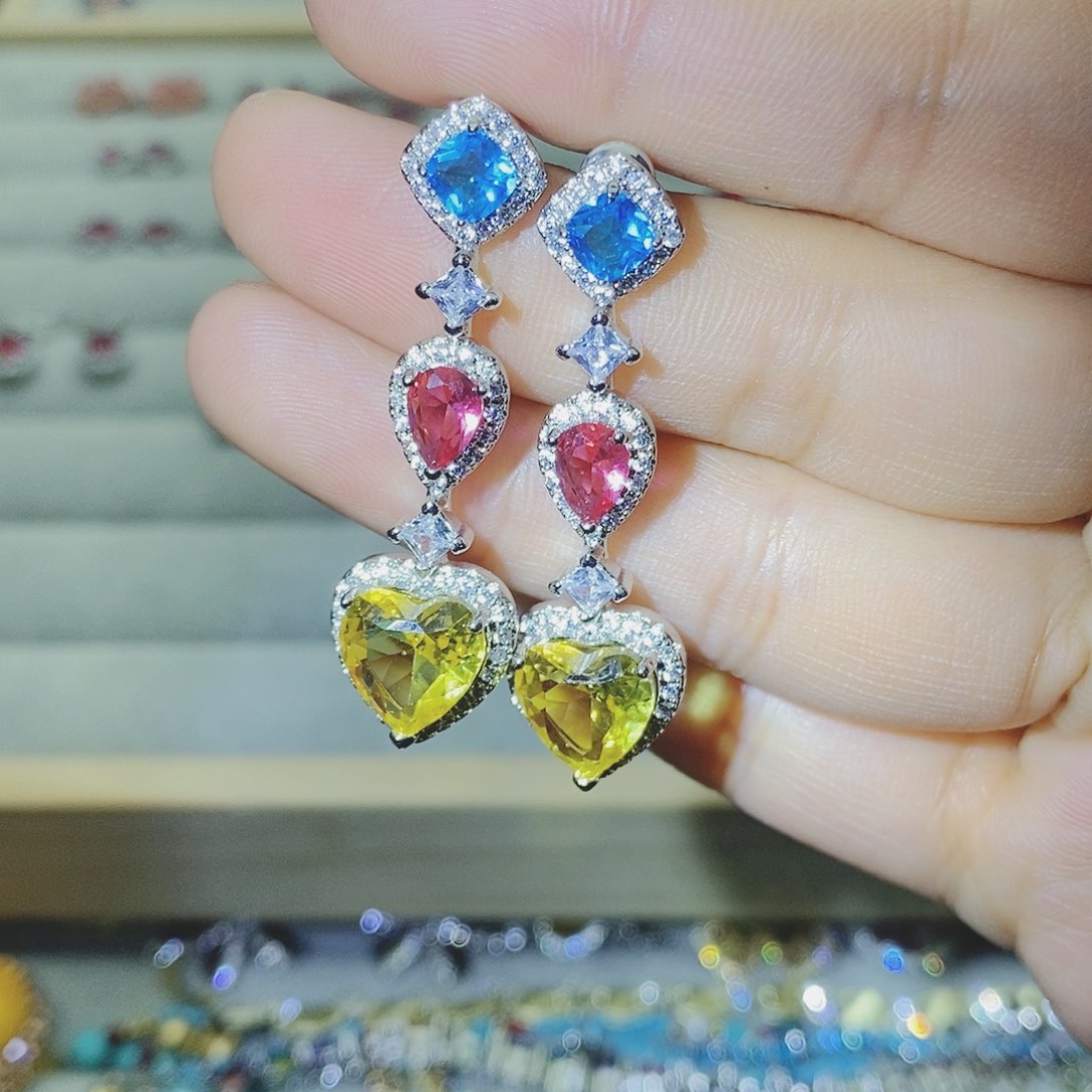 【闪购商品】托帕石耳饰银S925镶嵌