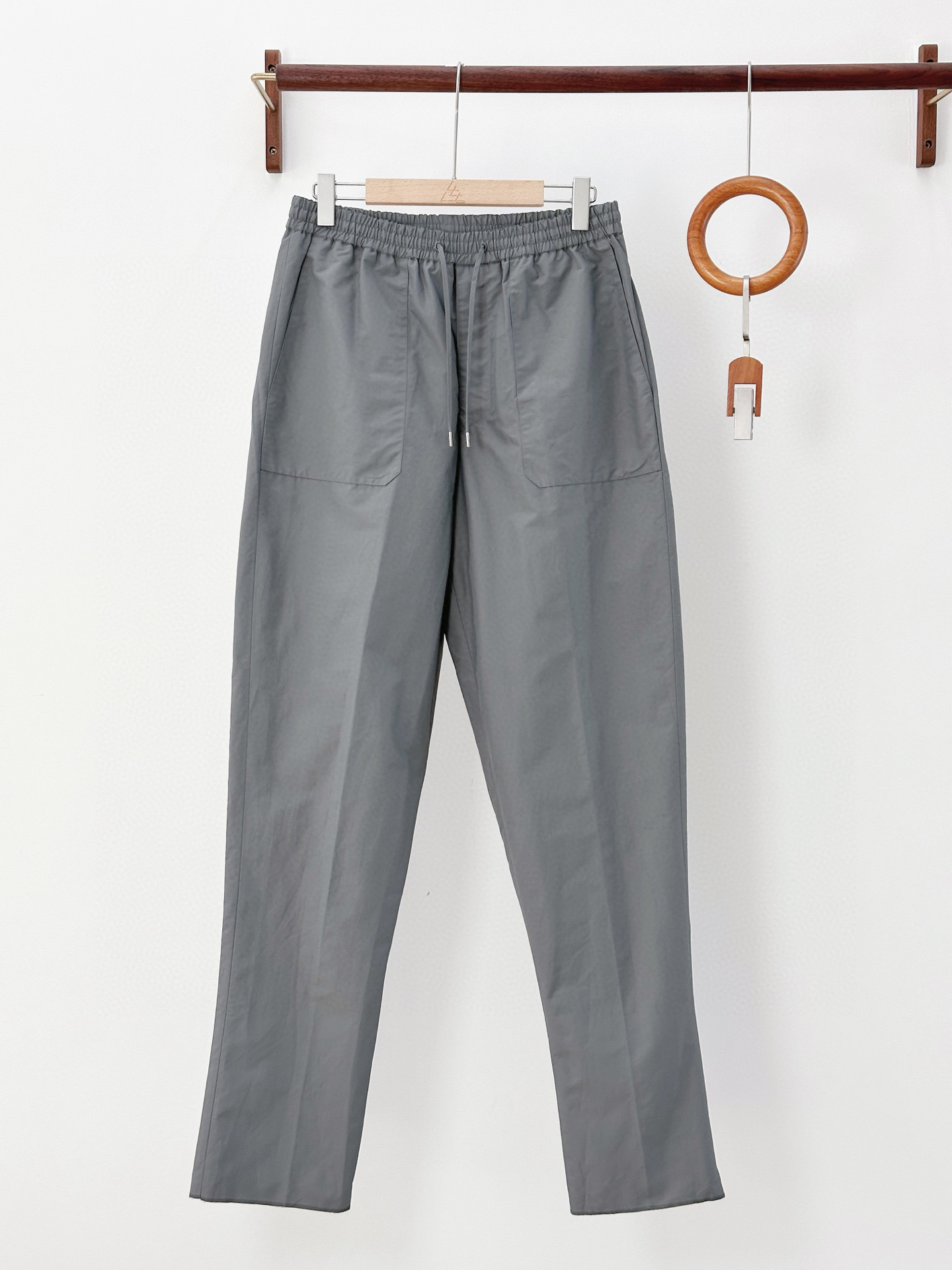 未使用 Hermes/爱马仕 爱马仕 休闲裤灰色抽绳腰部穿着舒适百搭