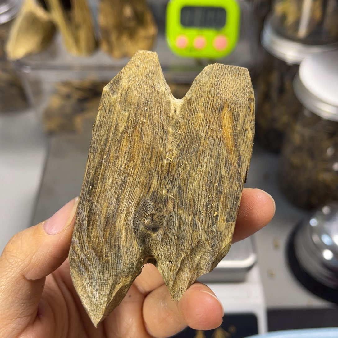 秋***月沉香沉香碎屑海南棋楠0013