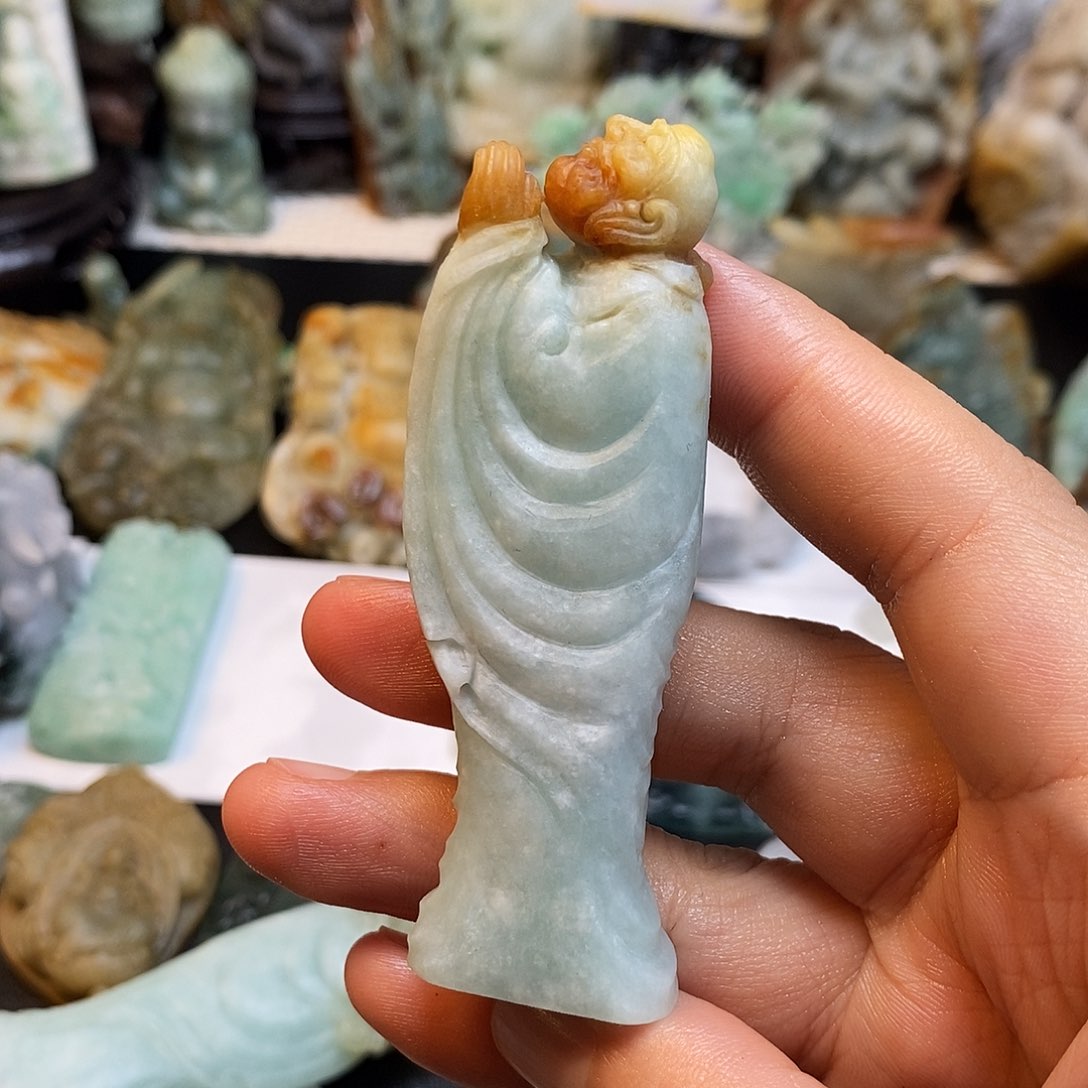 定制翡翠未镶嵌特色22