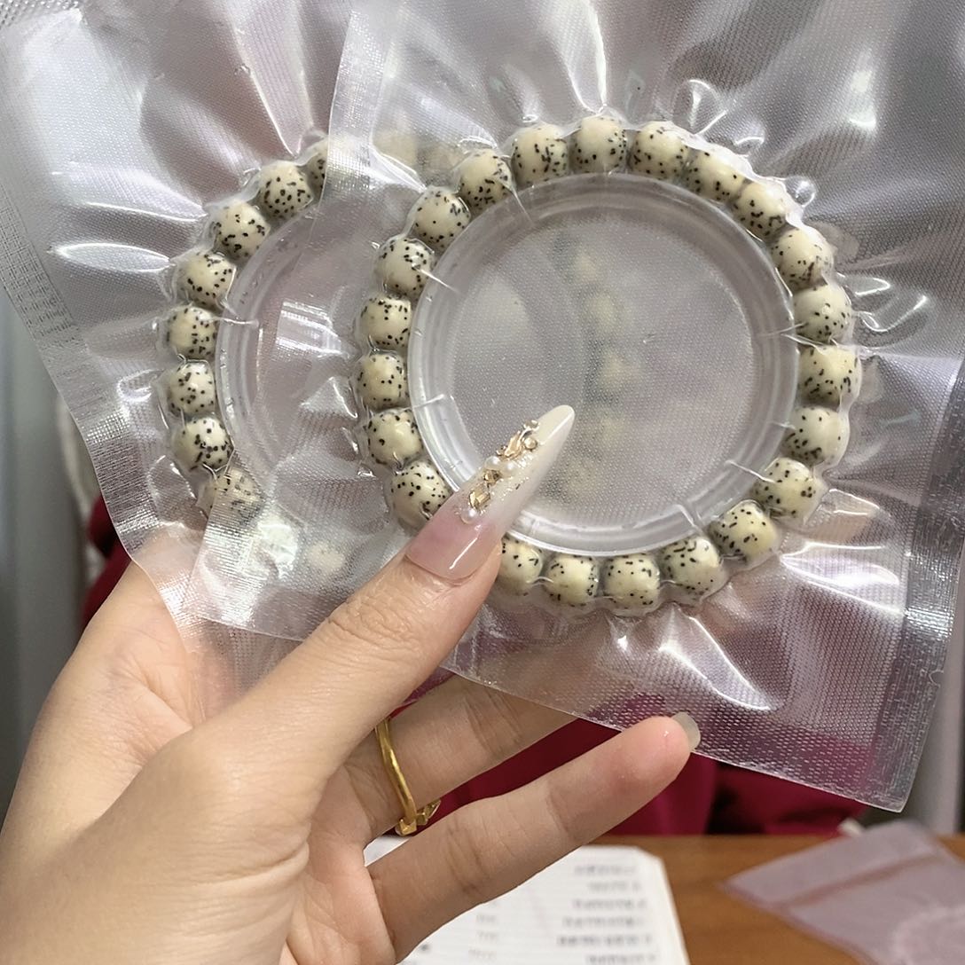 星月菩提手串海南原生态星月菩提石玉河豚单圈10.9