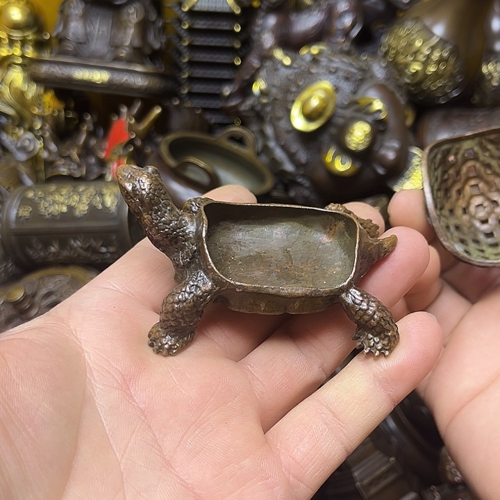 诚信经营精美铜器