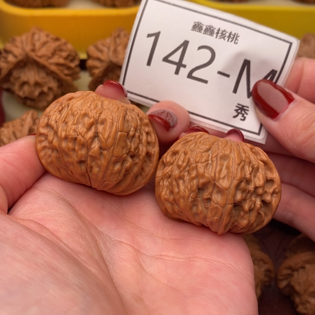 文玩核桃把件正磨40