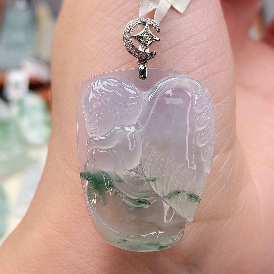 颈饰18K金镶嵌翡翠天使