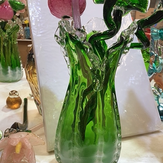 琉璃花瓶高34厘米口径12厘米