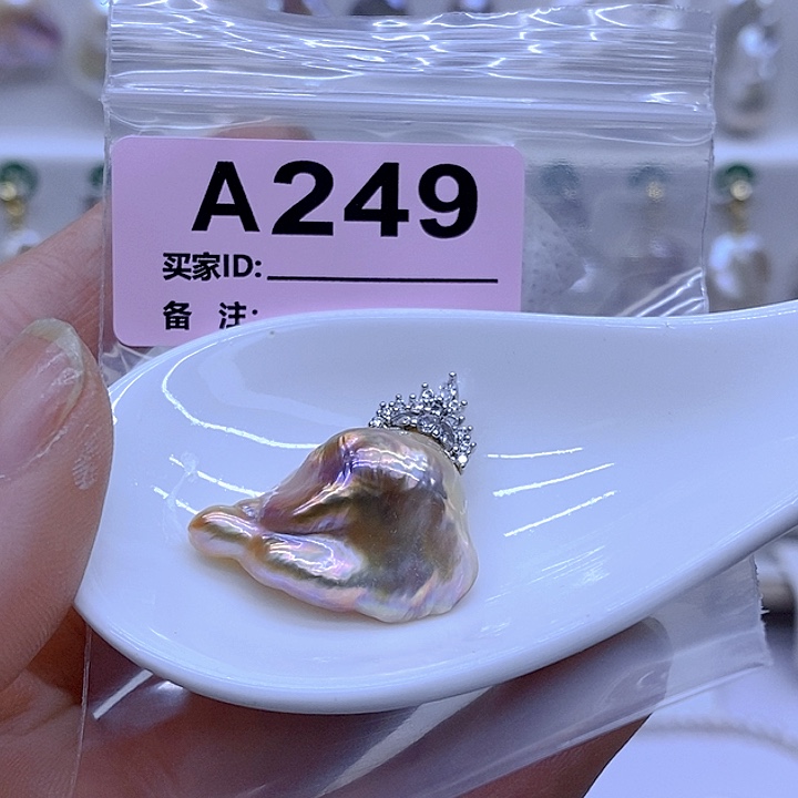 颈饰未镶嵌淡水珍珠
