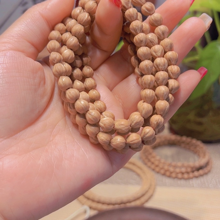 轻***舟柏香籽/百香籽吊坠