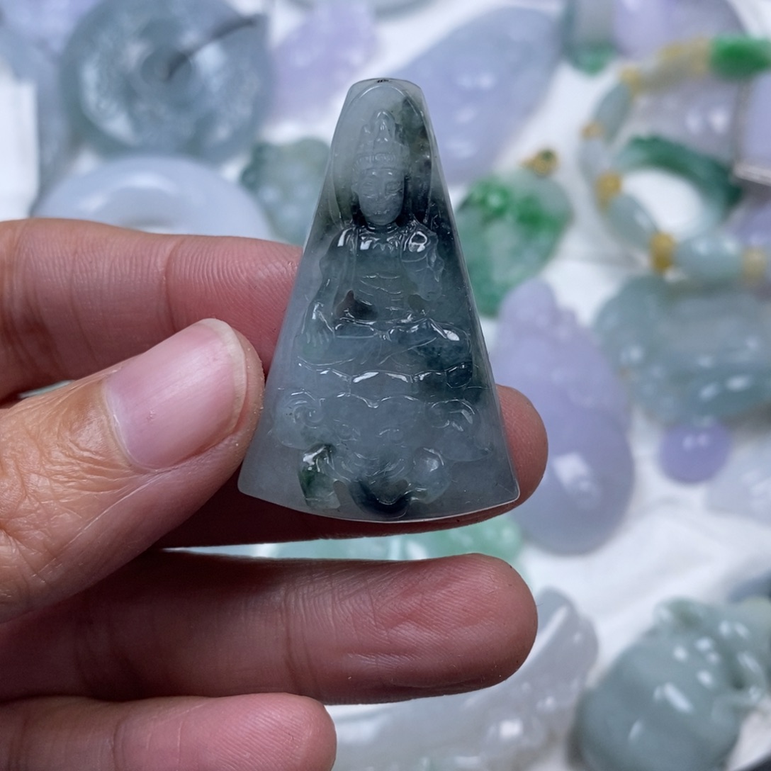 颈饰未镶嵌翡翠筱**韵翡翠