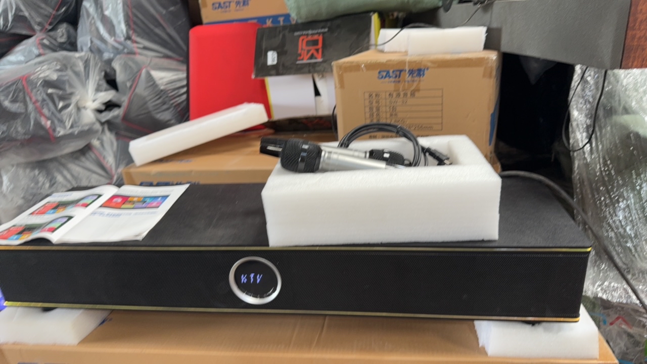 未拆封  插电款家庭KTV回音壁音响，会员激活不退换，不包邮，双麦