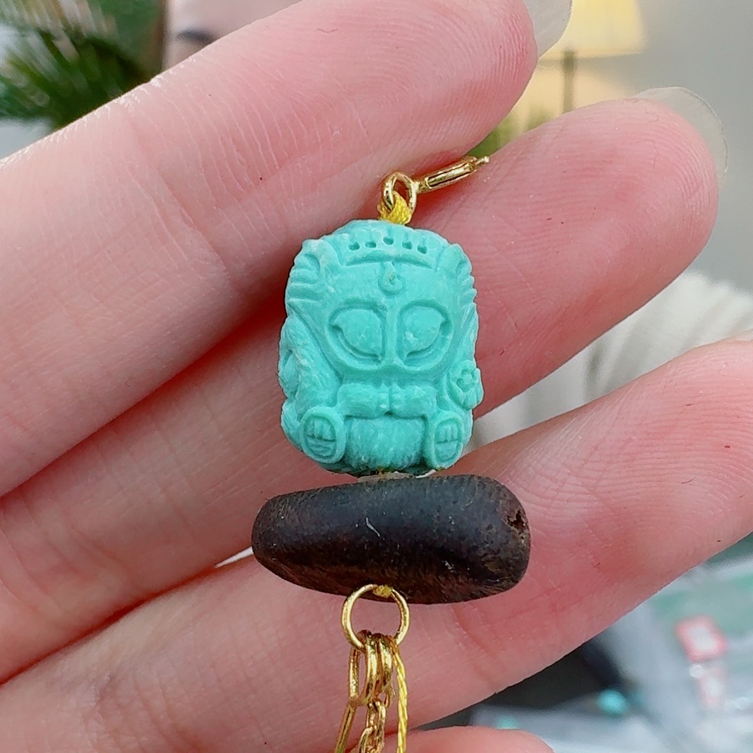 绿松石珠宝奇石18K金镶嵌