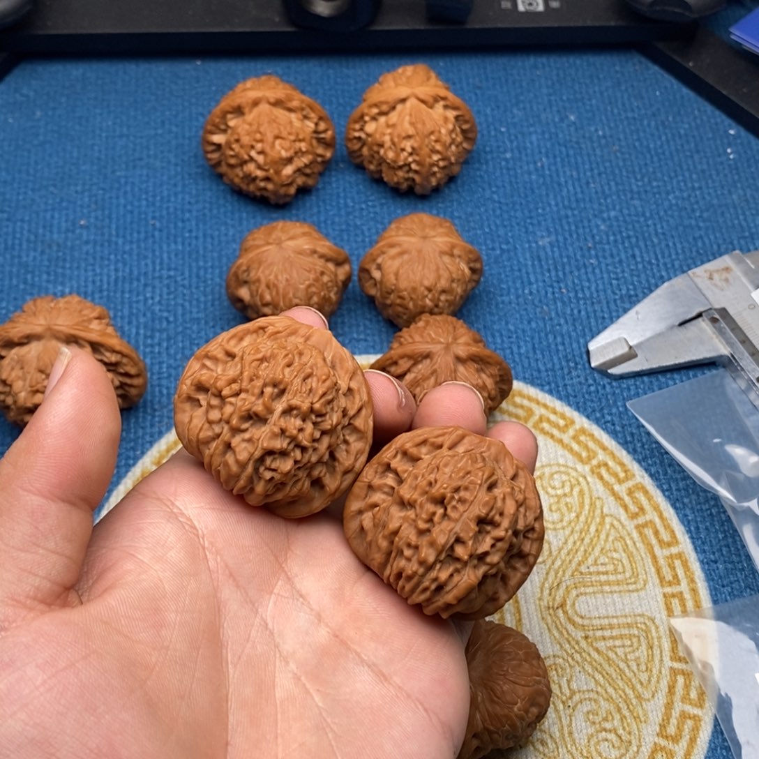 文玩核桃把件42蓟县楼