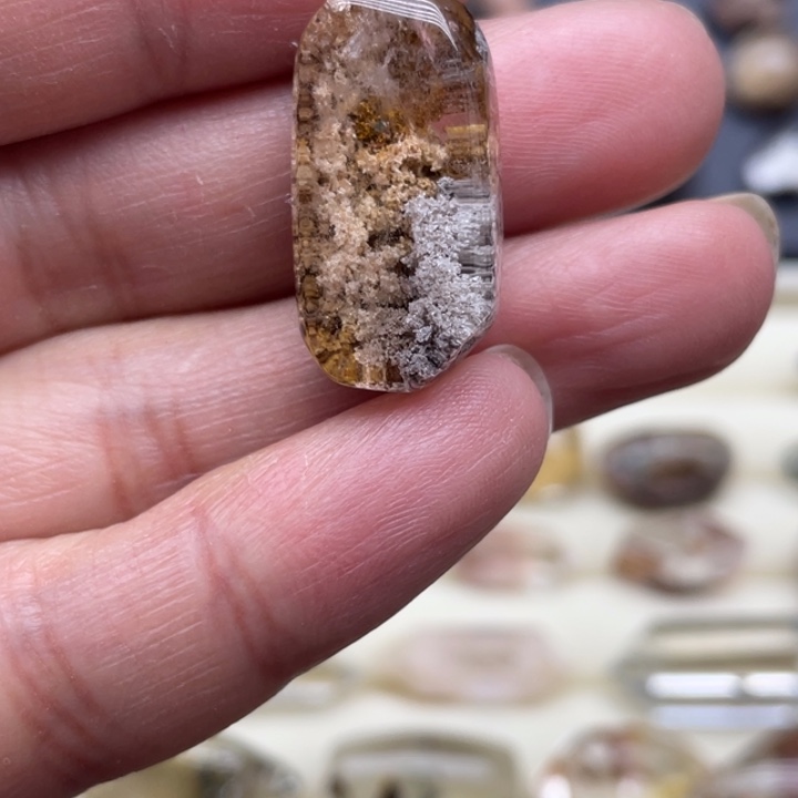 纯天然幽灵碧玺（处理）