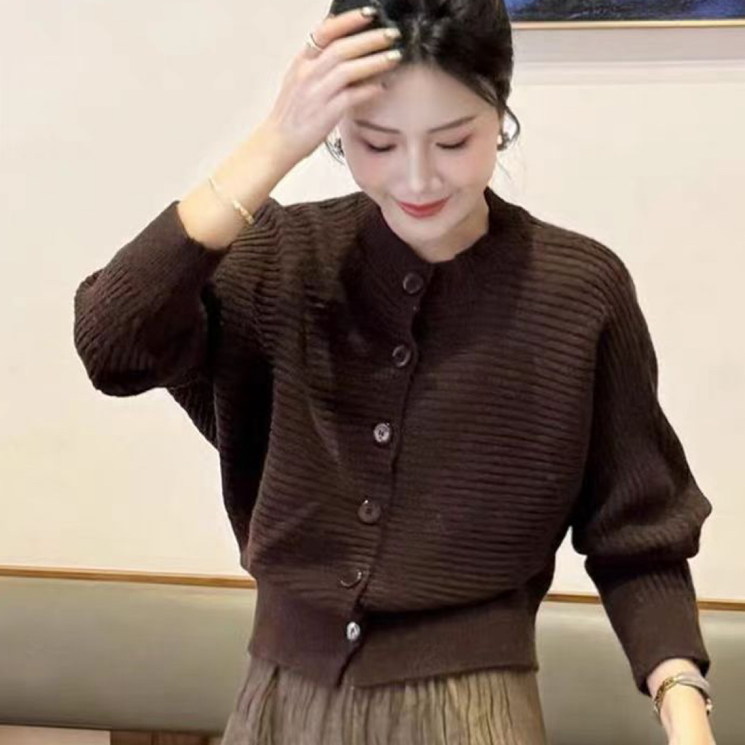 秋季短款针织开衫毛衣外套女长袖设计感小个子复古气质百搭上衣