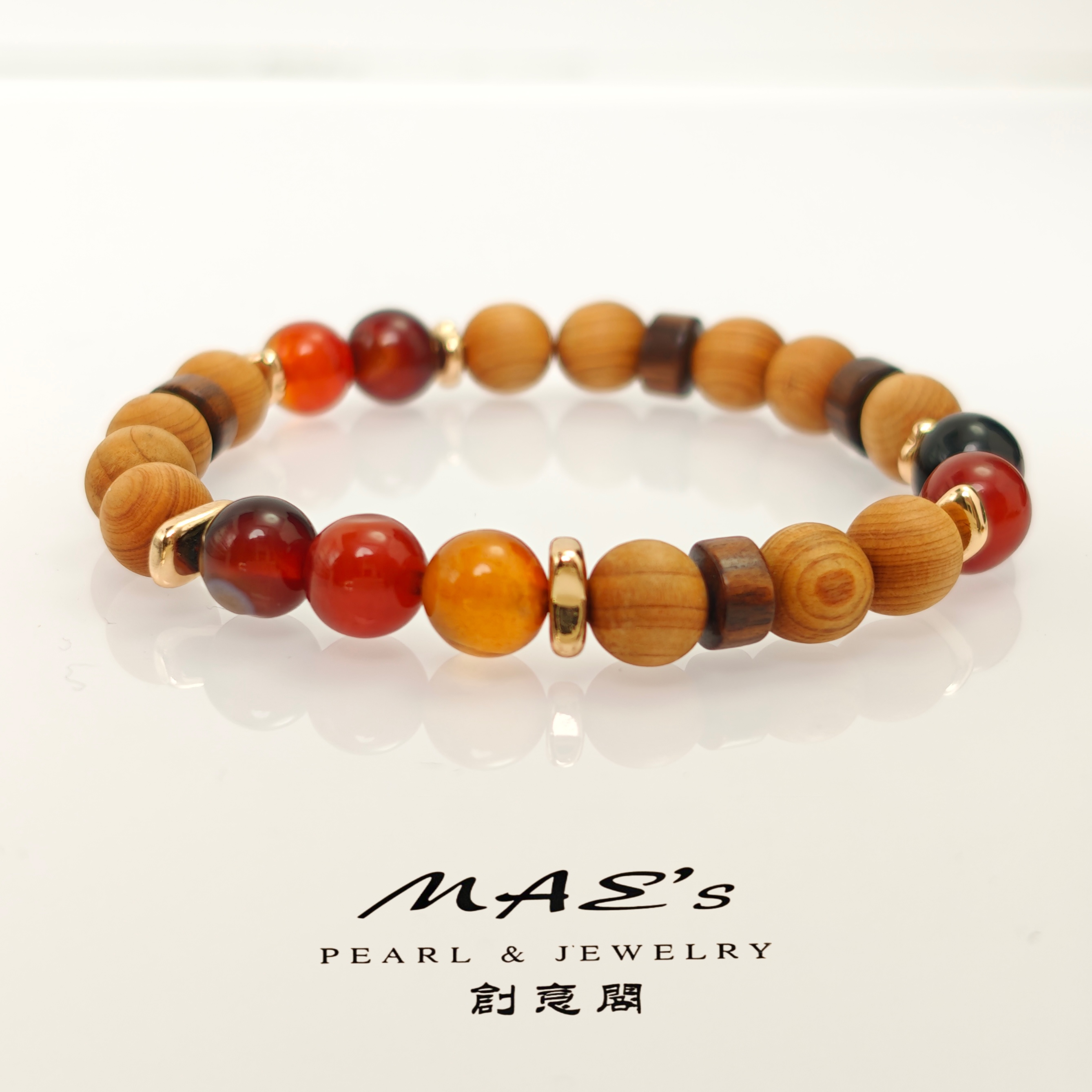 2025年新款崖柏红玛瑙手串男女同款休闲日常百搭款天然红玛瑙手串