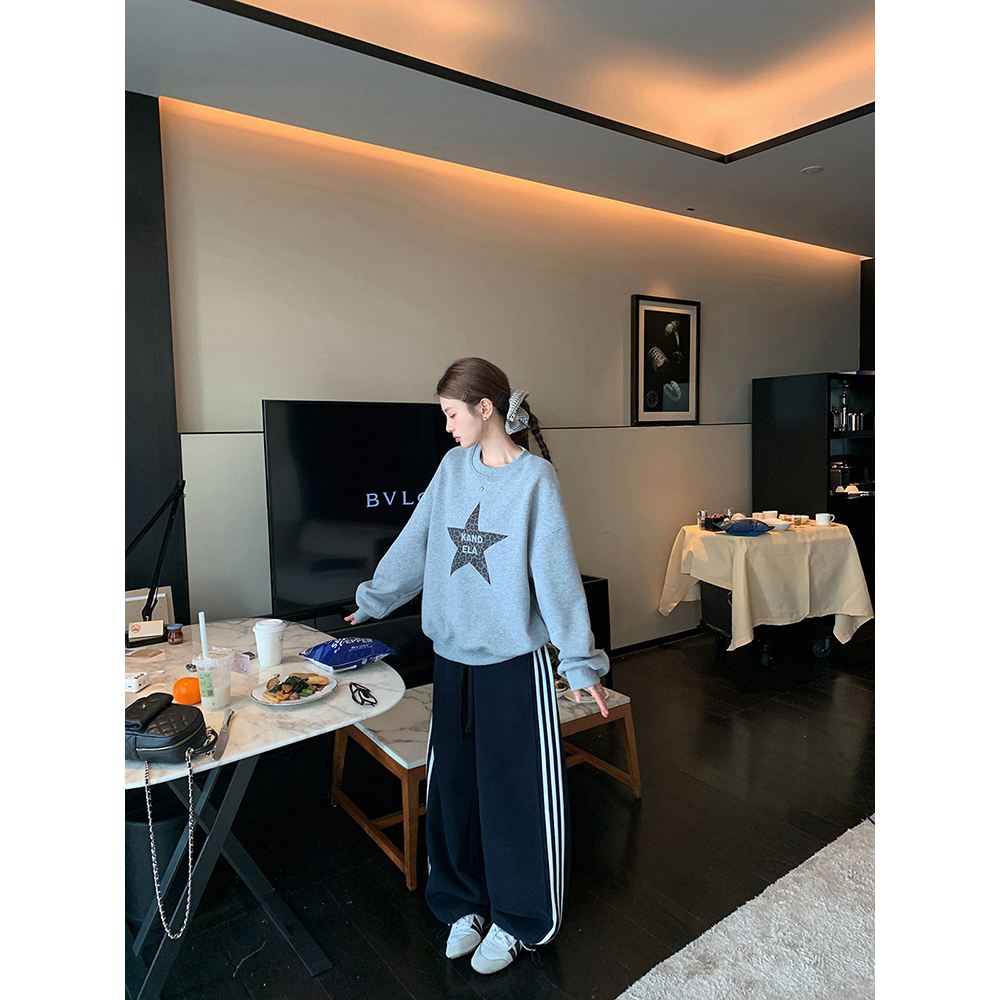 张贝贝 舒适sportyfit 长绒棉一体绒 三条杠撞色织带卫裤