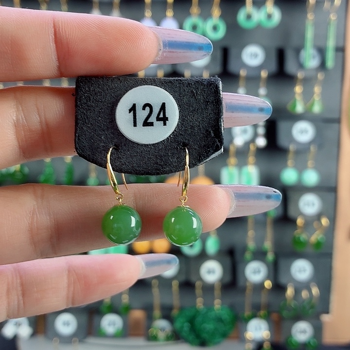 和田玉18K金镶嵌耳饰