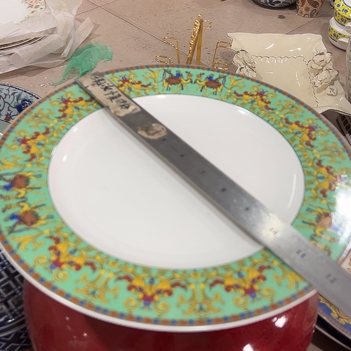 瓷片瑕。，，。，。，。。。，，，，