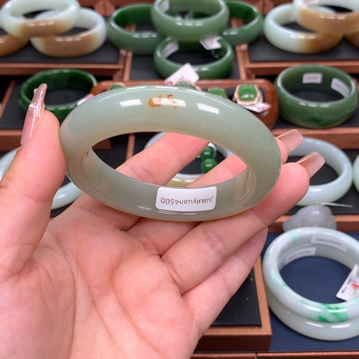 和田玉5758圈口未镶嵌