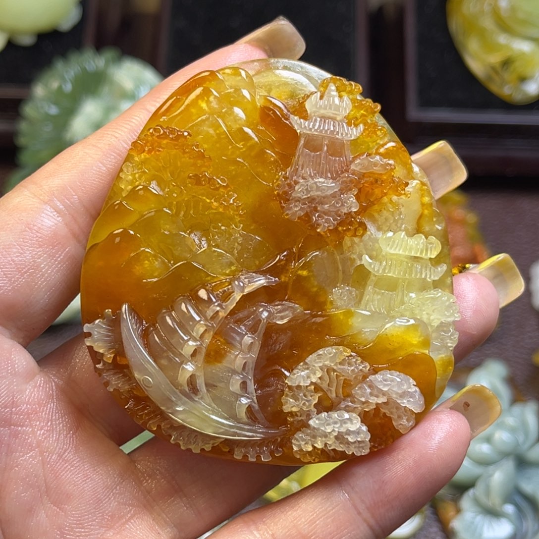 ****缘蛇纹石玉未镶嵌颈饰