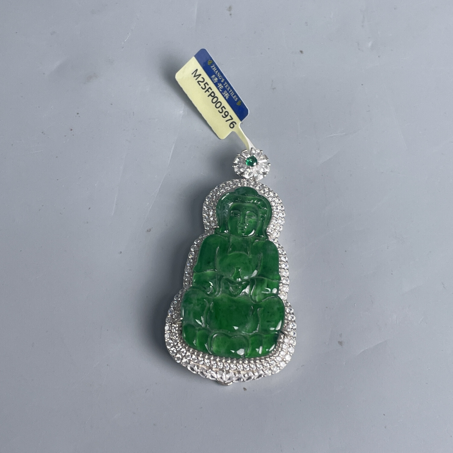 翡翠观音挂件-M25FP005976