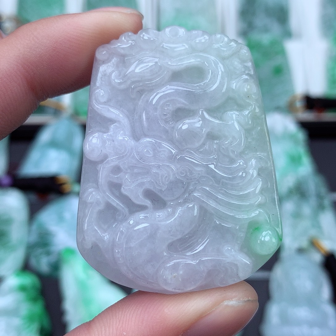 翡翠颈饰未镶嵌翡翠吊坠