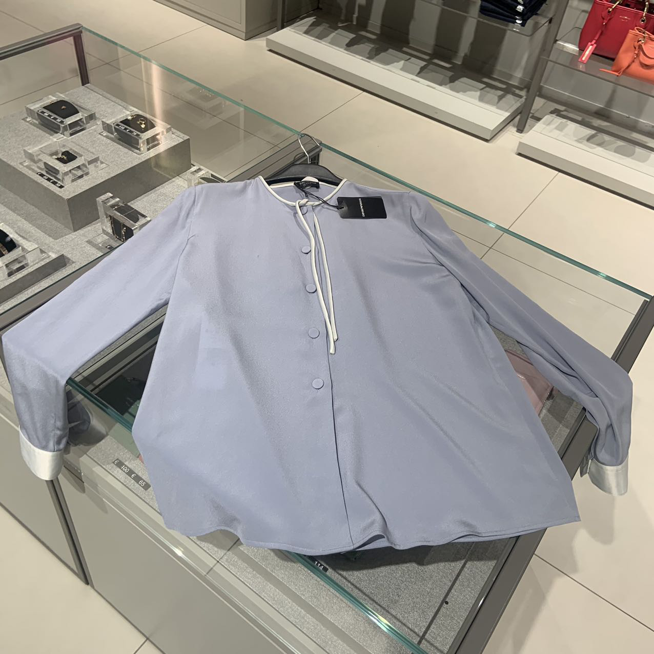 全新未使用 GIORGIO ARMANI/阿玛尼 女士长袖上衣EA衬衫纯桑蚕丝