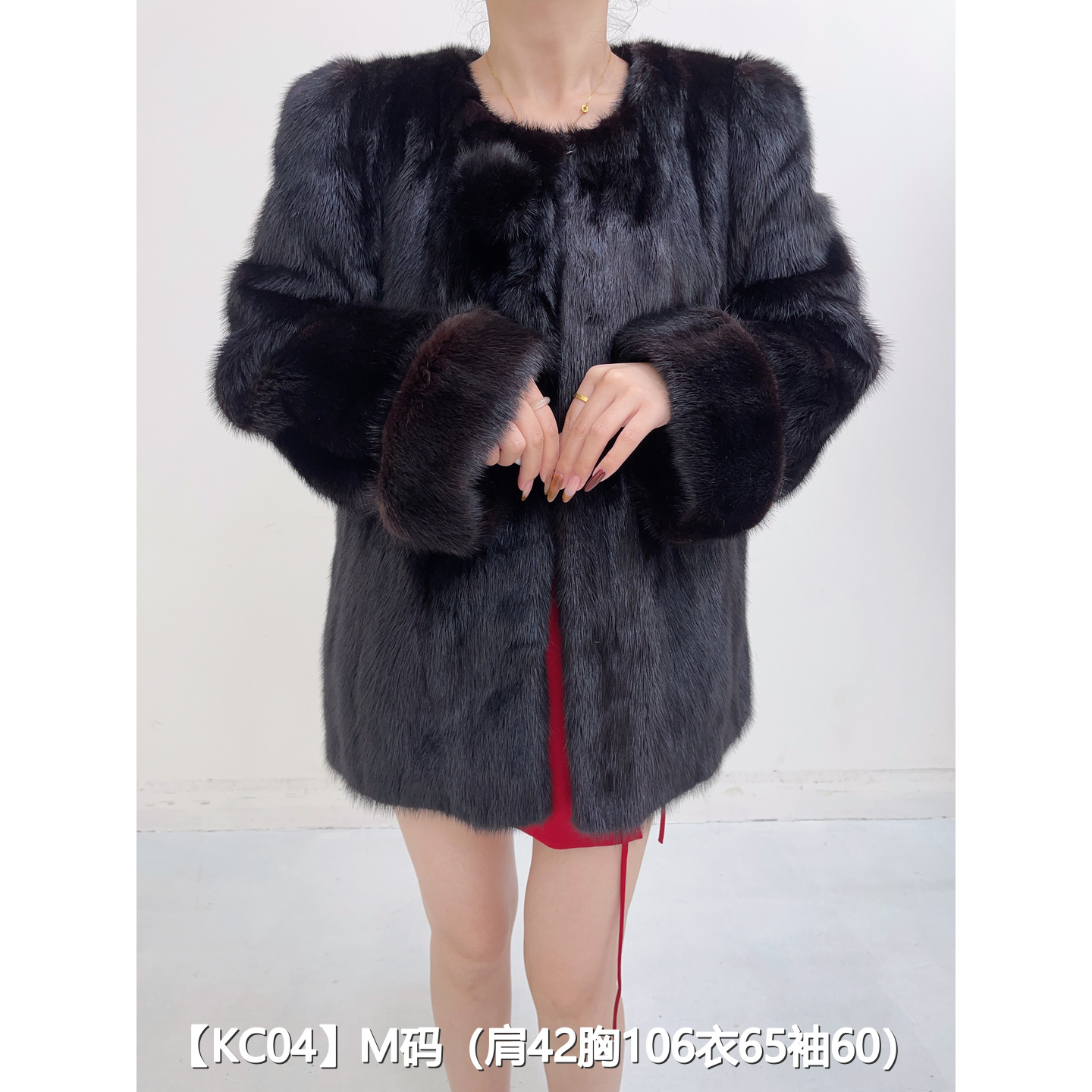 【KC04】M 红黑色短款全抽貂皮大衣外套女 圆领挽袖 27004