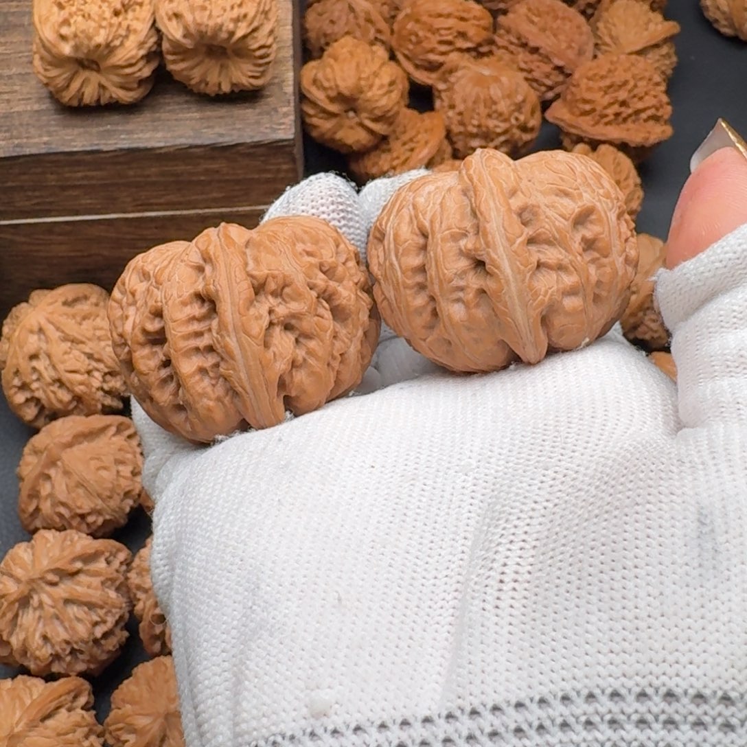 文玩核桃把件@****肌43元宝4700