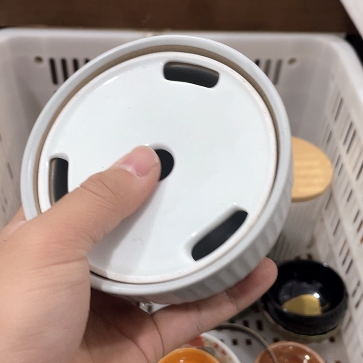 陶瓷茶具全部清清完回家过年