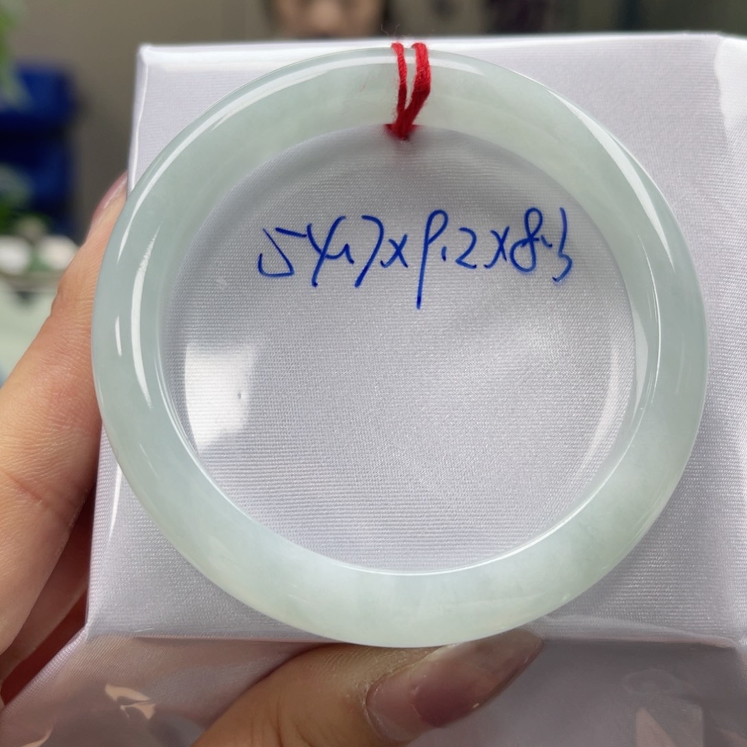 未镶嵌手镯翡翠翡翠