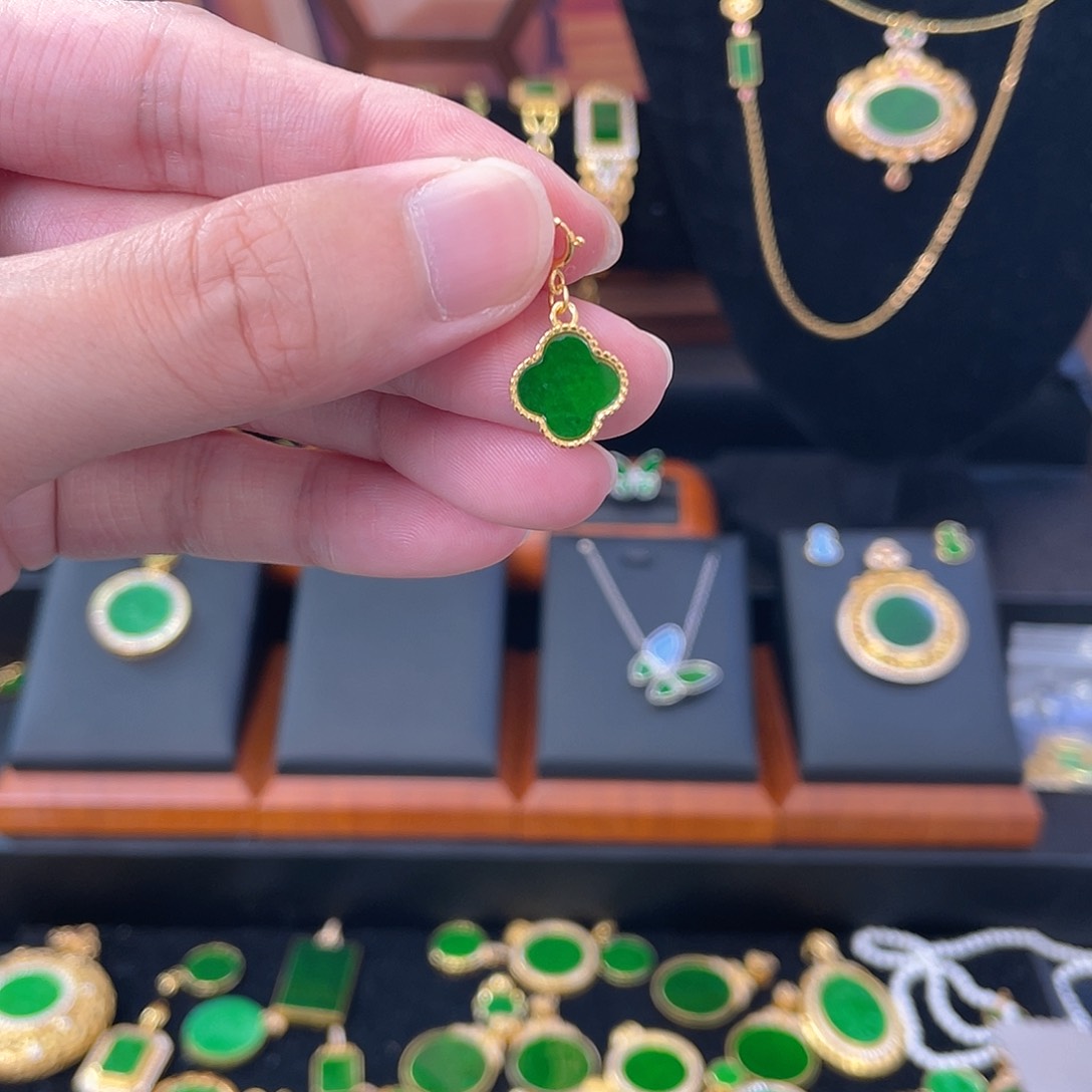 翡翠银S925镀金镶嵌吊坠(不含链)