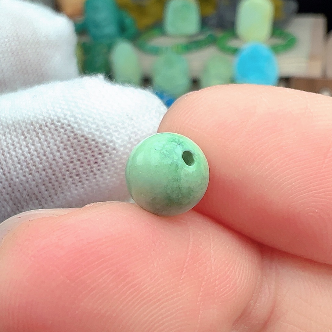 绿松石未镶嵌主播万珍