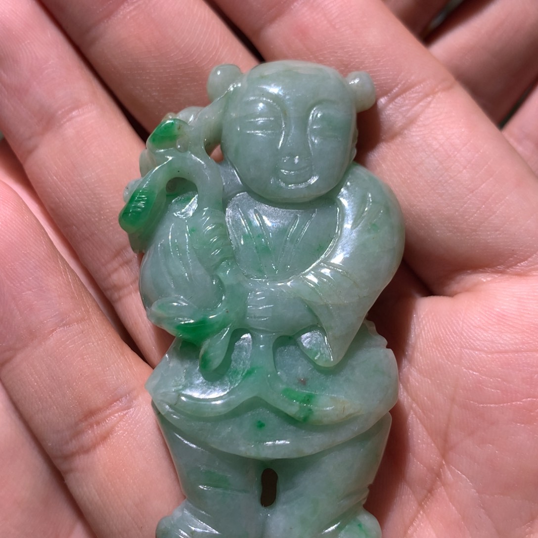 翡翠挂件未镶嵌翡翠童子手把件