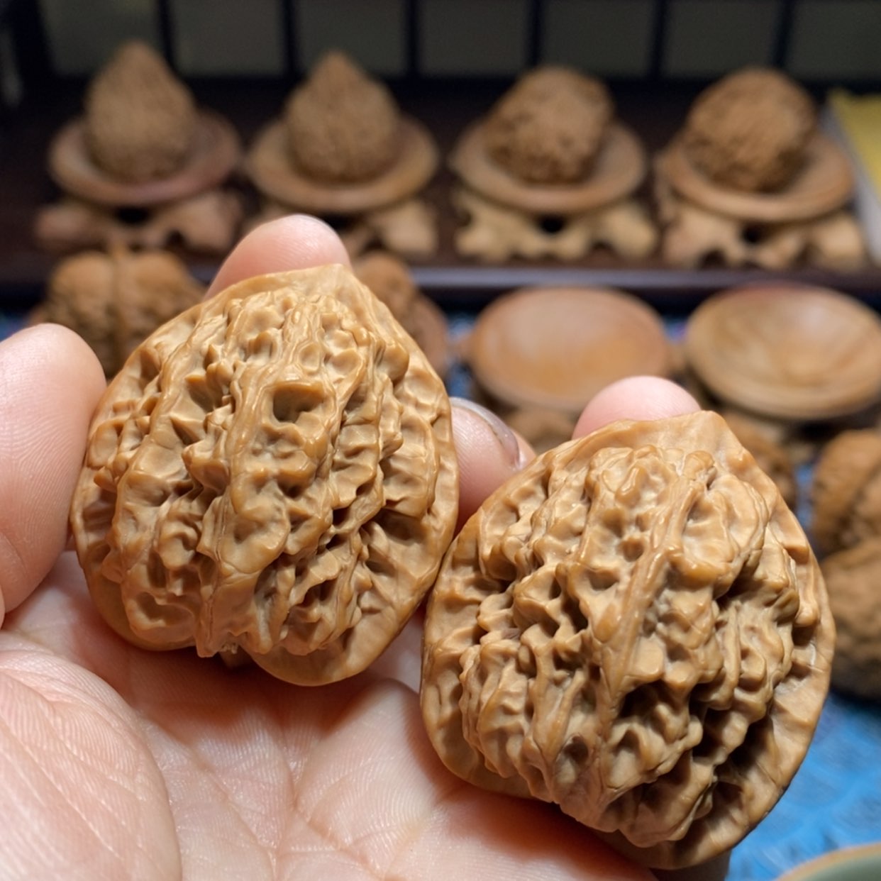 【闪购商品】文玩核桃吊坠九元观