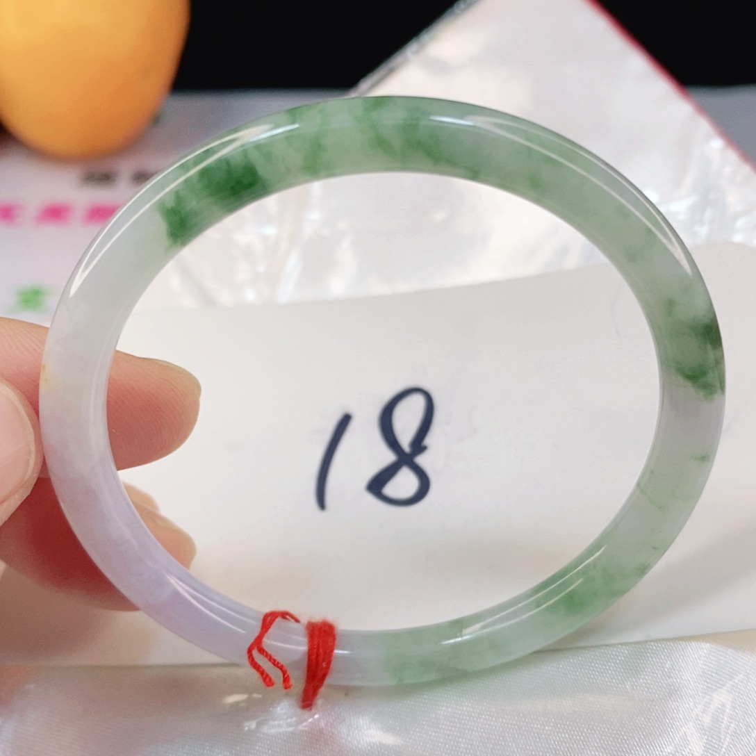 翡翠手镯未镶嵌56.2圈口圆条