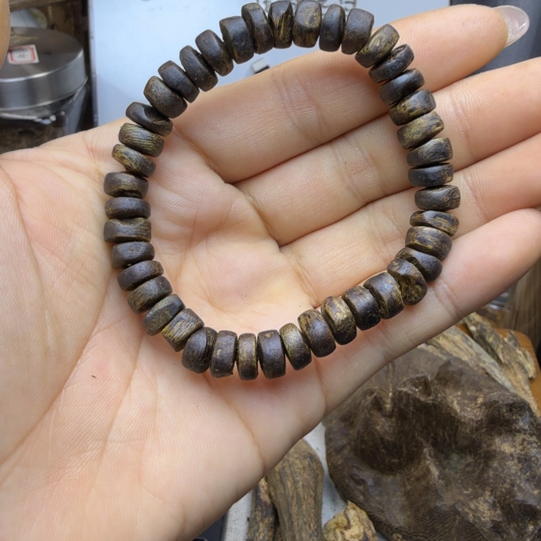 沉香沉香碎屑99沉红金猊碎银子单多样性发一条