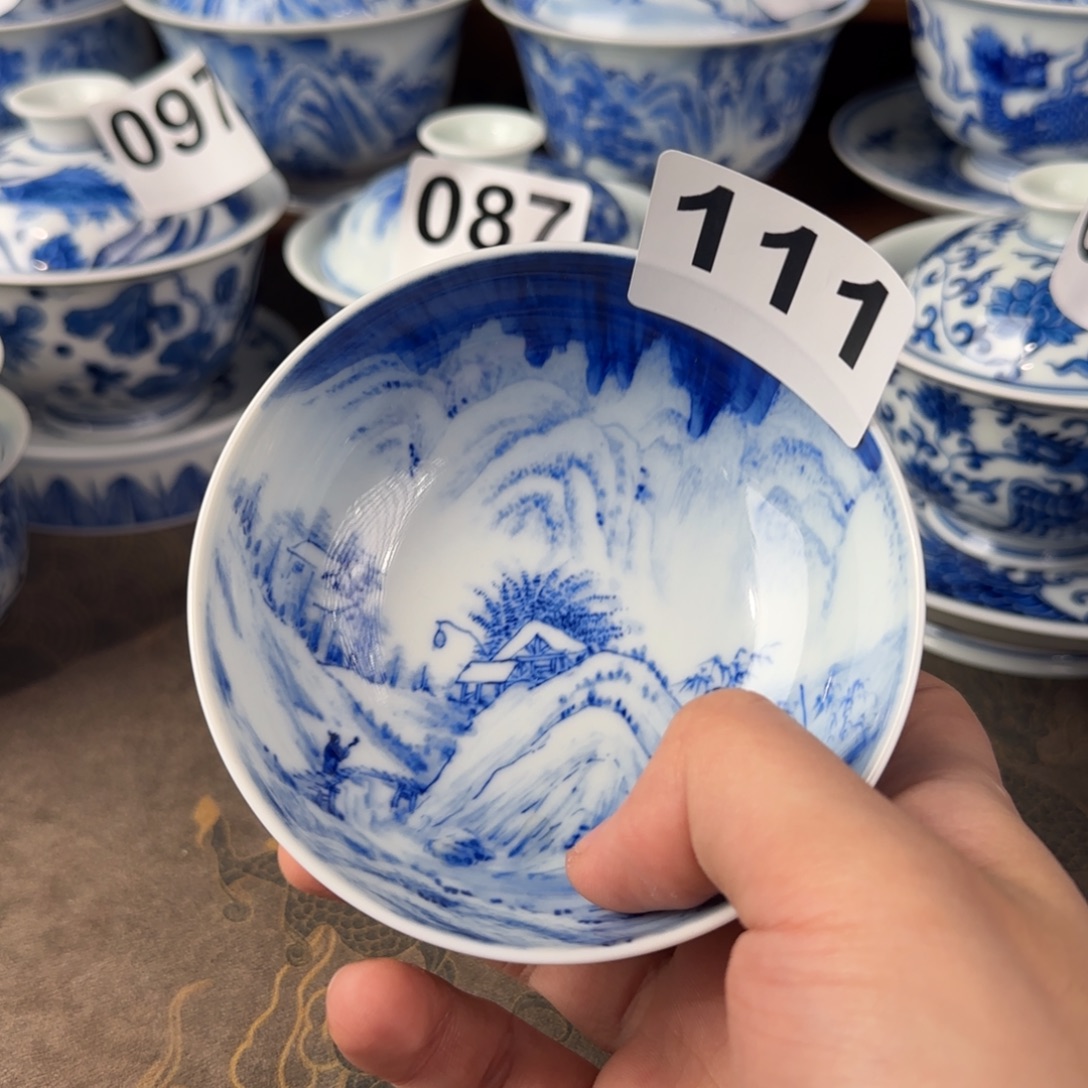 景德镇手绘雪夜普洱杯