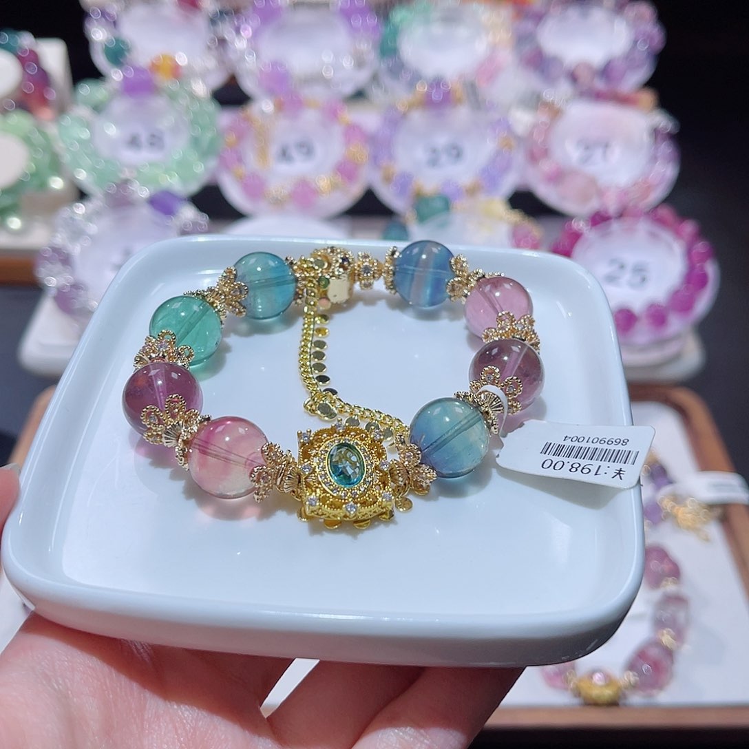 水晶手串未镶嵌猫**人彩萤石