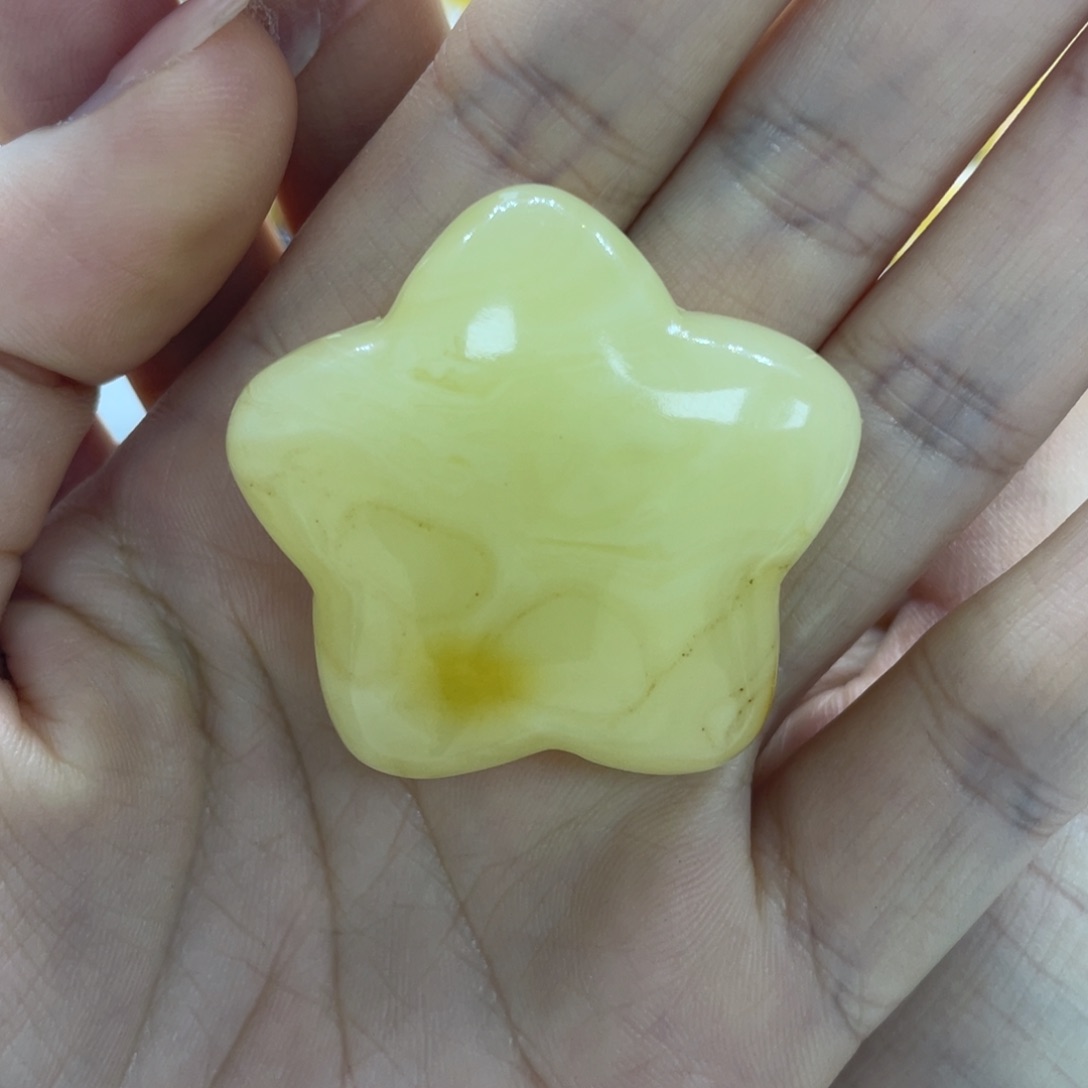 琥珀裸石未镶嵌12.7克星星